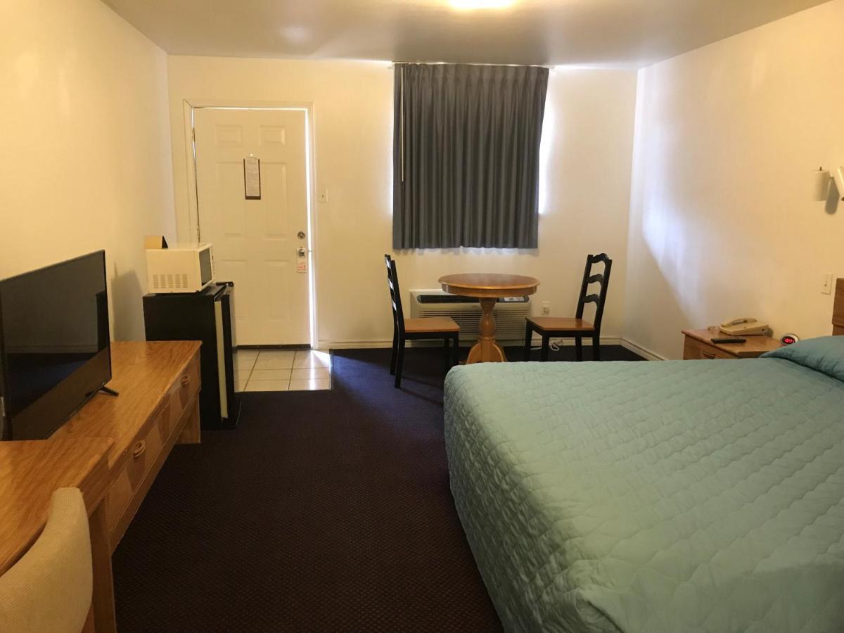 Luxury Inn George West Екстер'єр фото