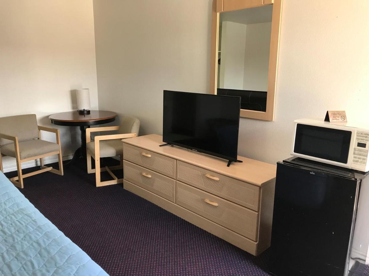 Luxury Inn George West Екстер'єр фото
