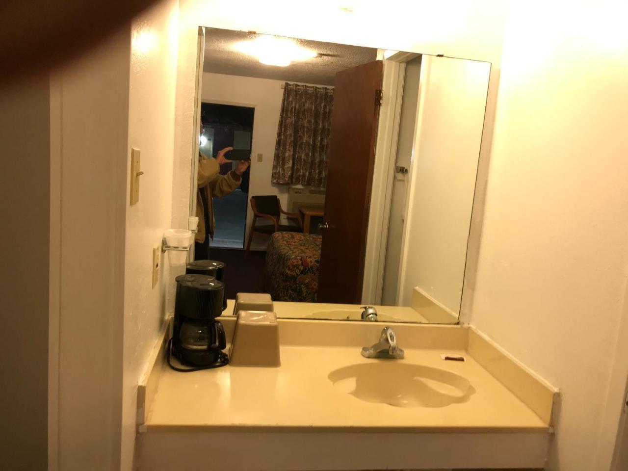 Luxury Inn George West Екстер'єр фото