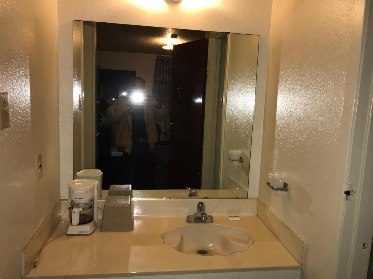 Luxury Inn George West Екстер'єр фото